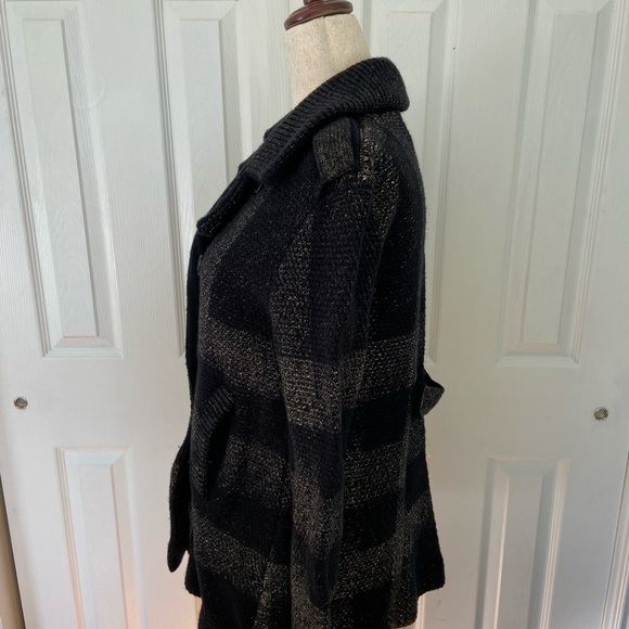 Burberry Plaid Knit Coat - Picture 2 of 8